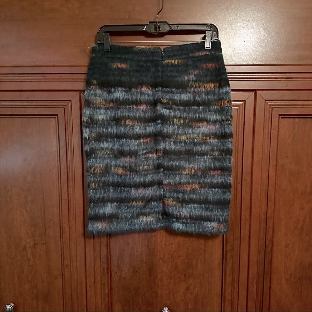 Anthropologie Maeve Feathered Wool Pencil Skirt size 6 - Picture 7 of 7